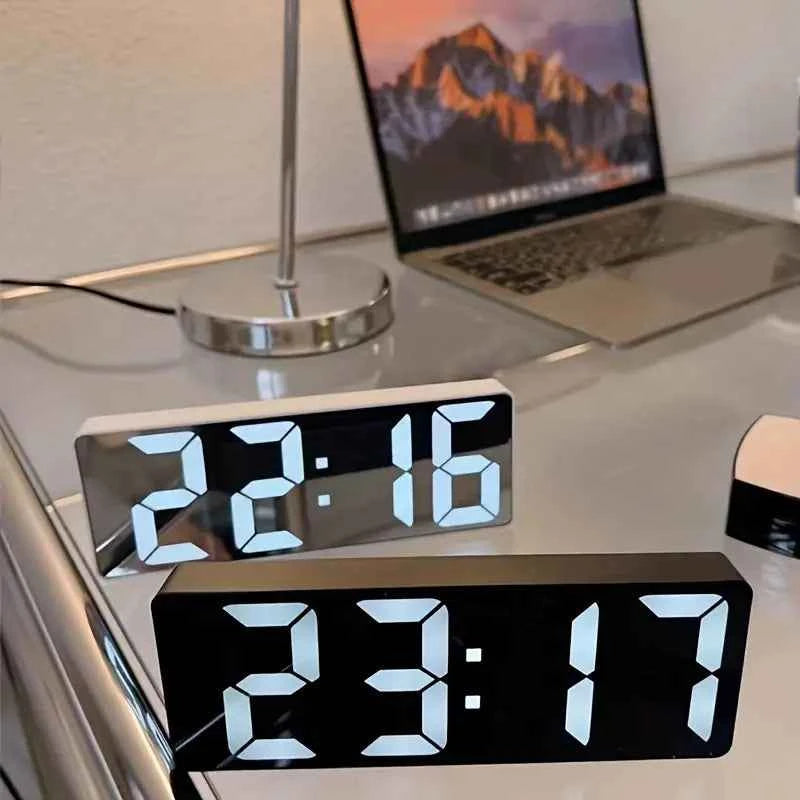 Digital led clock